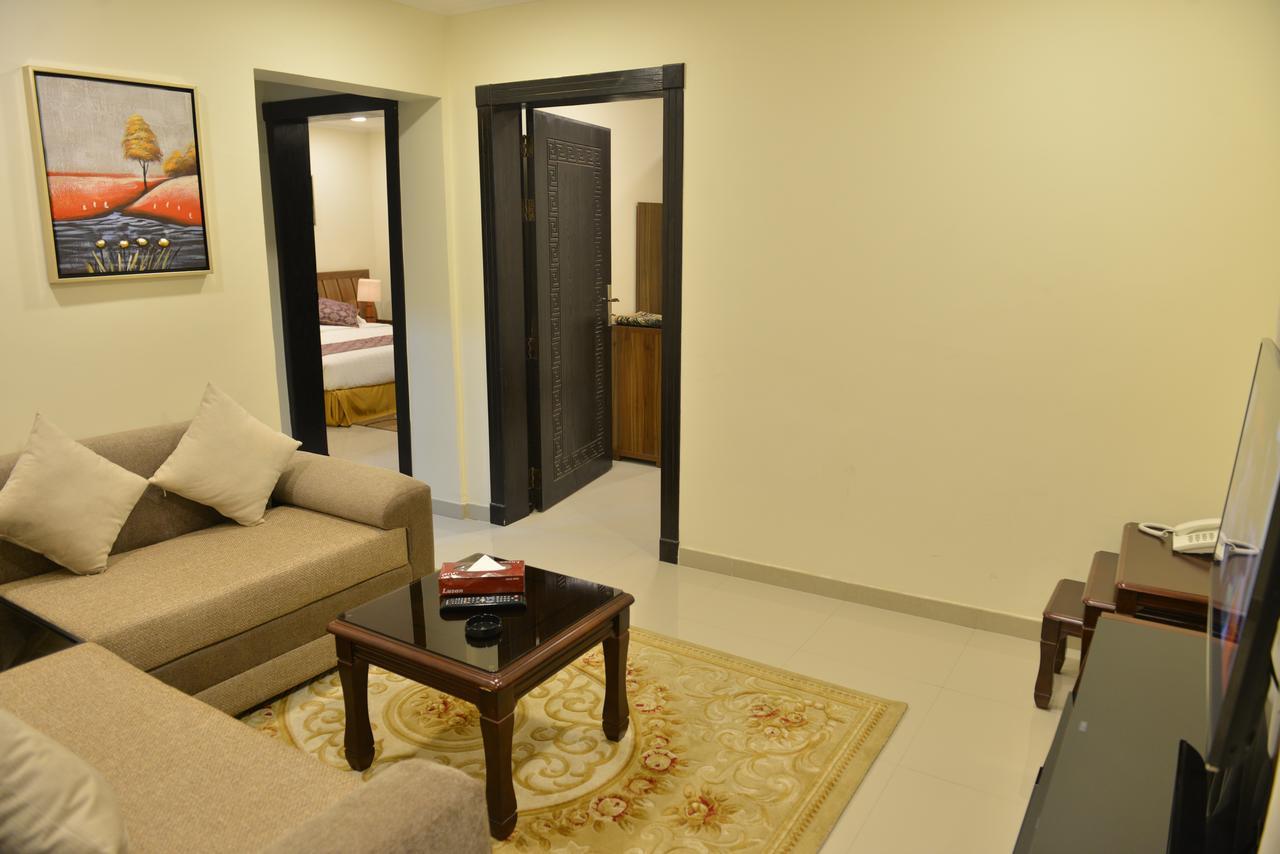 The First Tower Hotel Jubail Bagian luar foto