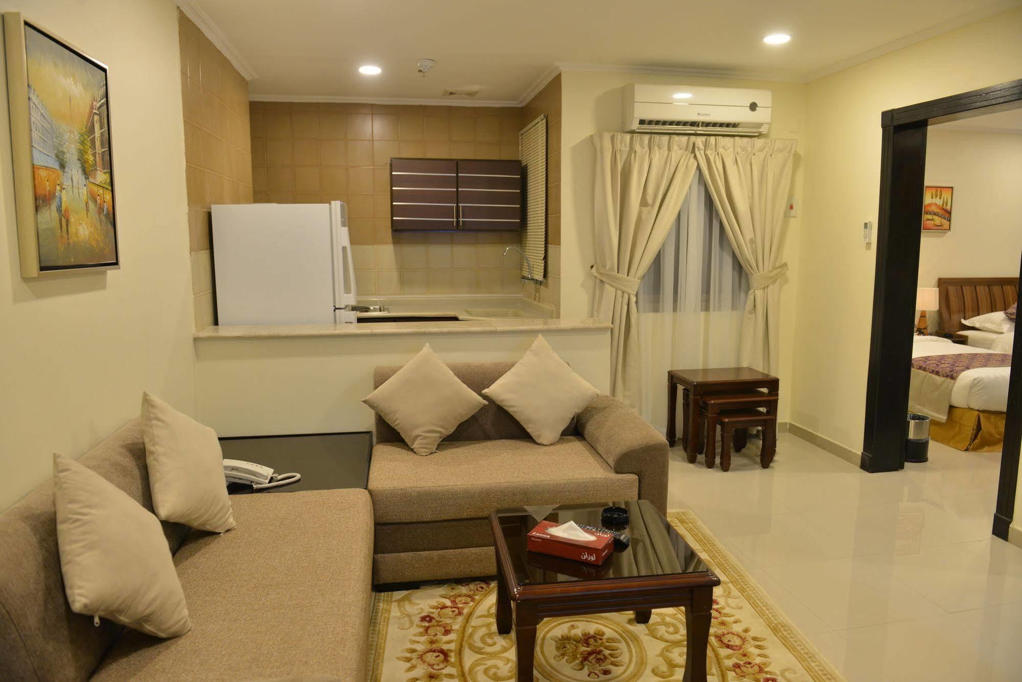The First Tower Hotel Jubail Bagian luar foto