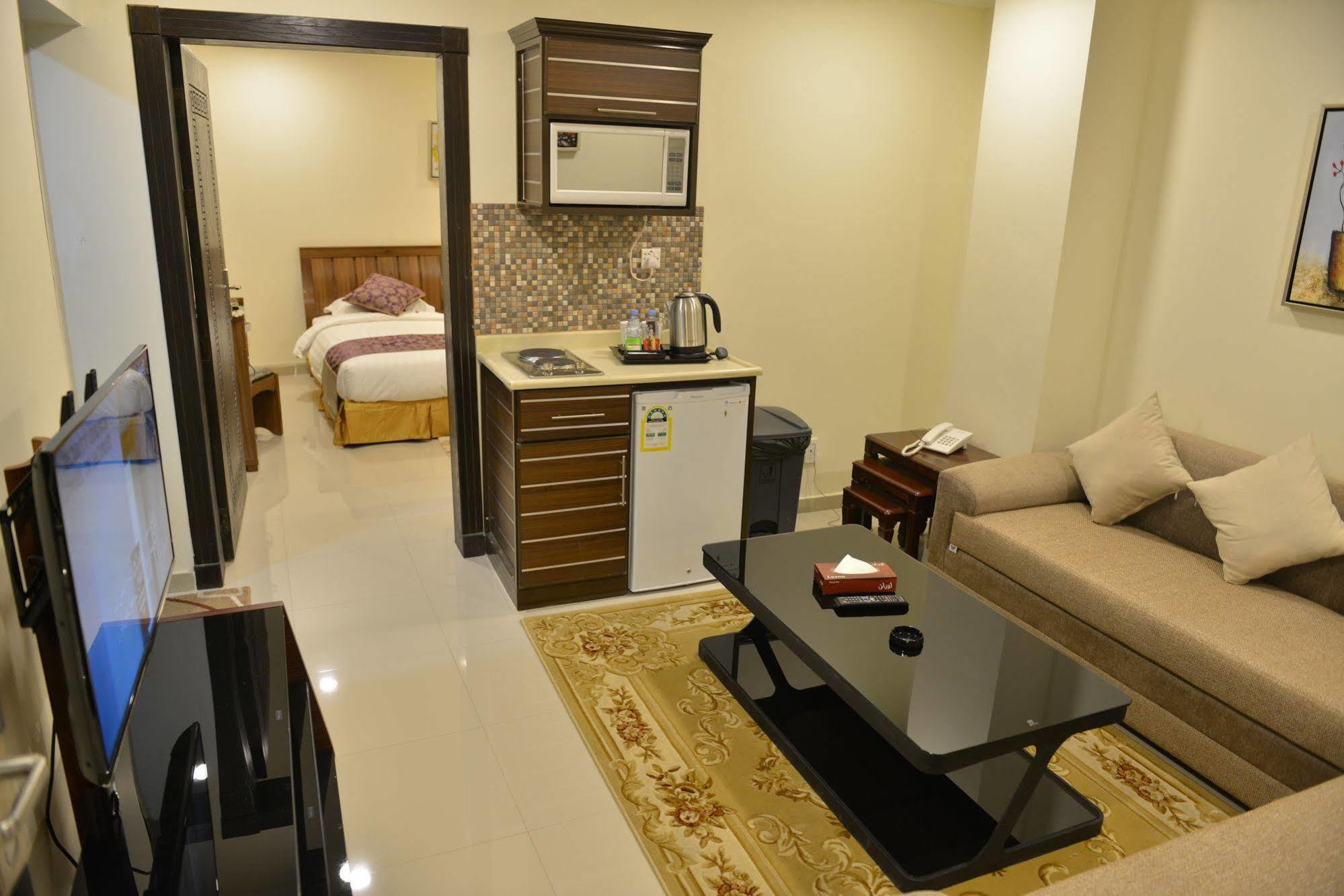 The First Tower Hotel Jubail Bagian luar foto